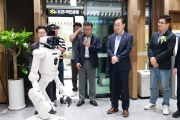 김윤덕 장관 전북 KB 금융타운 개소식 참석